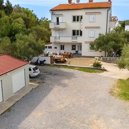 Double 5044b Affittacamere Palit